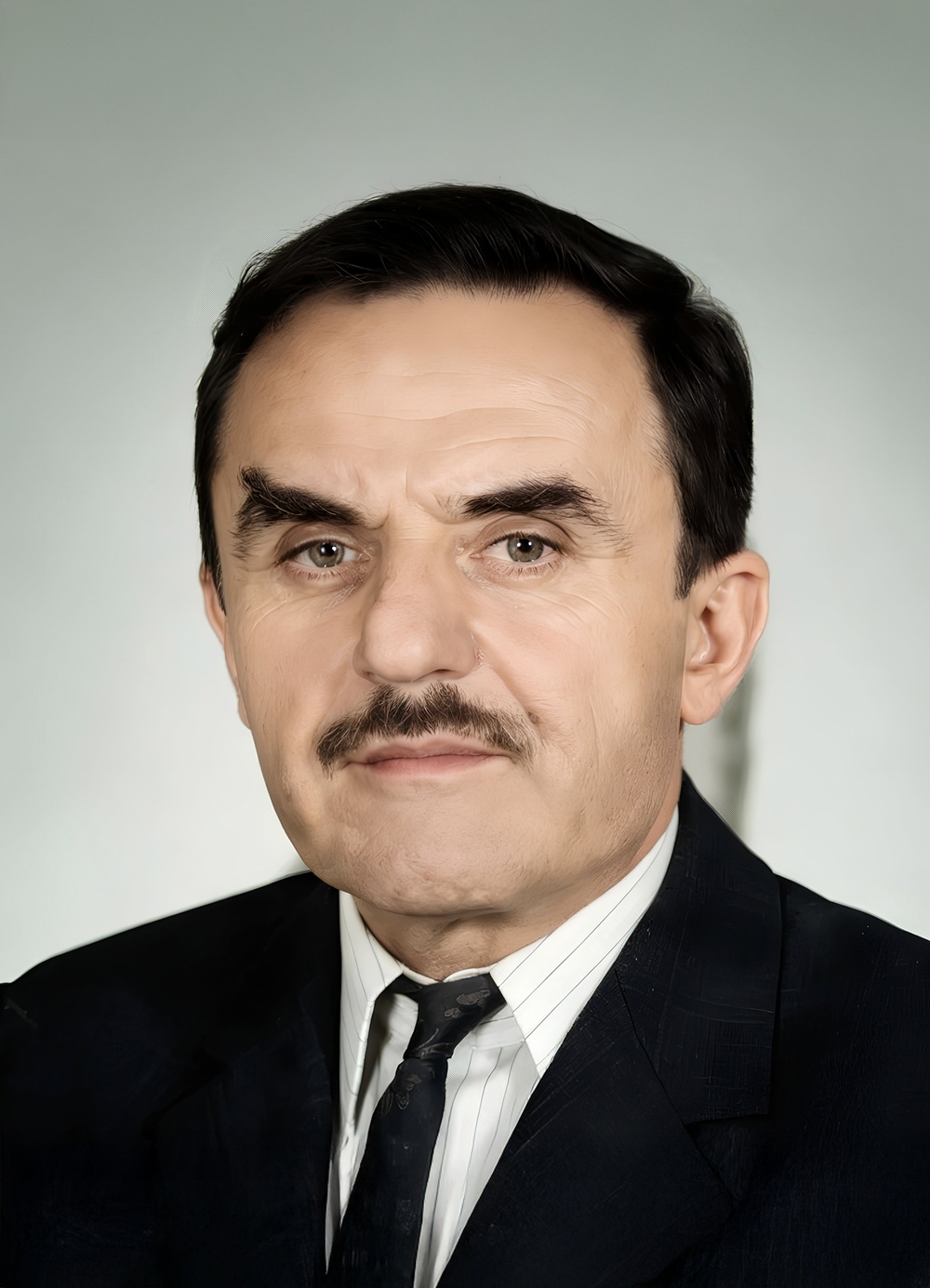 Ali ÖNDER